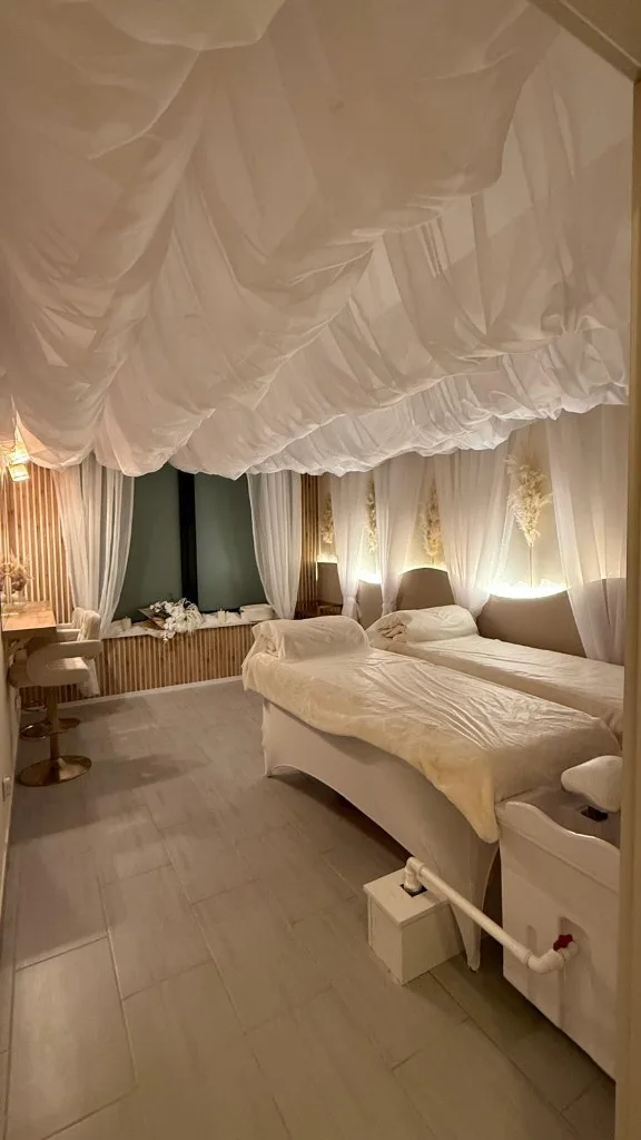 Gabinet rytuałów Relax&Beauty - łóżka zabiegowe